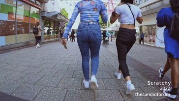 Scratchy Shooter Two Friends in Jeans