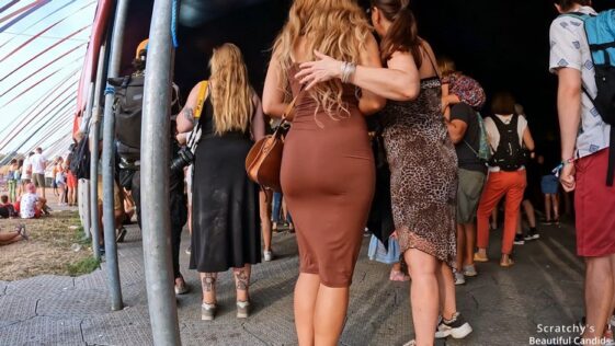 Scratchy Shooter Sexy Booty in Dress Brown