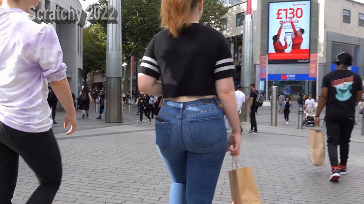 Scratchy Shooter Young Booty in Jeans