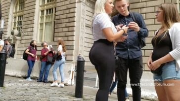 Voyeurslut69 Blonde PAWG Booty in Spandex