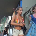 Candidtightvideos Teen Walking in Bikini