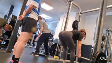 Booty In Your Face Spandex in the Gym