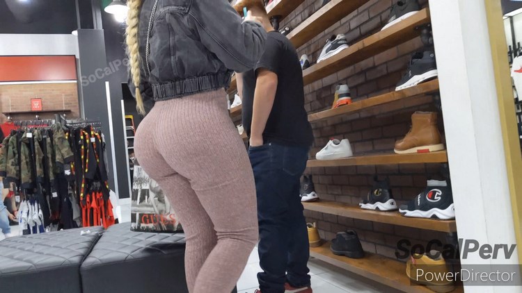 SoCalCandids Beautiful and Sexy Mom with a Big Booty at the Mall